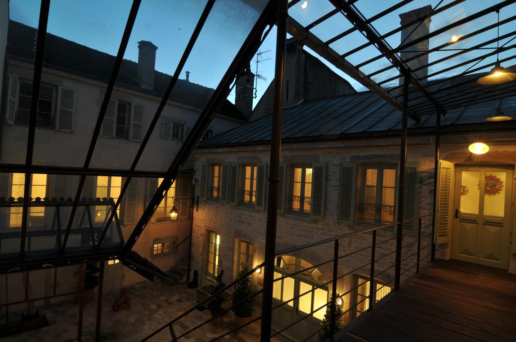 Le Clos Sainte-Marguerite Beaune  Bagian luar foto
