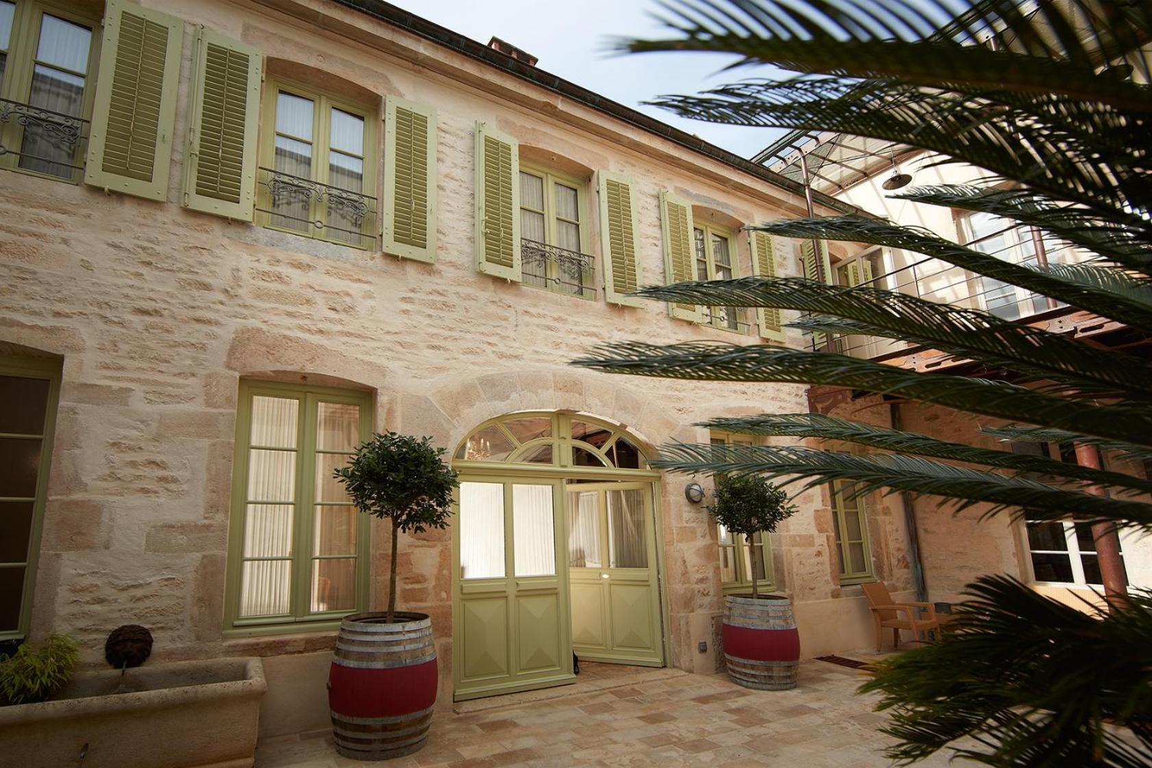 Le Clos Sainte-Marguerite Beaune  Bagian luar foto