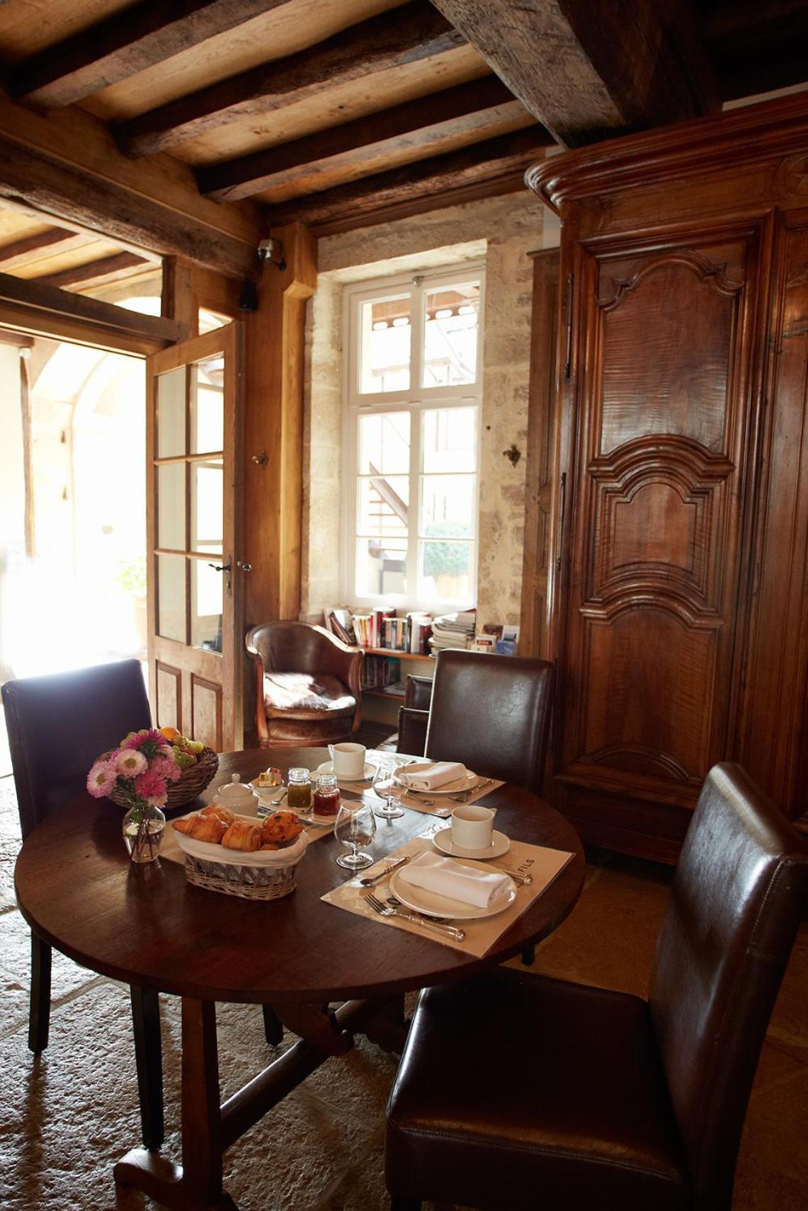 Le Clos Sainte-Marguerite Beaune  Bagian luar foto